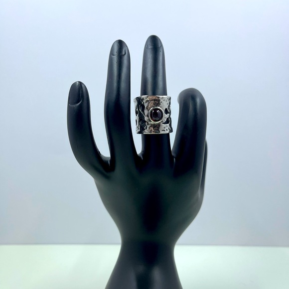 Vintage 925 Sterling Silver Stamped Large Ring With Red Stone - Picture 4 of 9